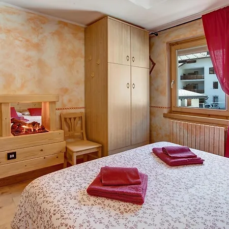 Apartment Dei App 2 *
